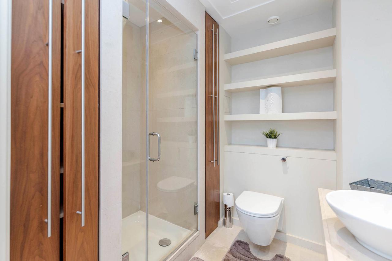 Excel Apartment For Business Travellers Londres Exterior foto